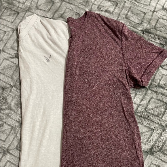 Mens American Eagle V-neck - Picture 3 of 4